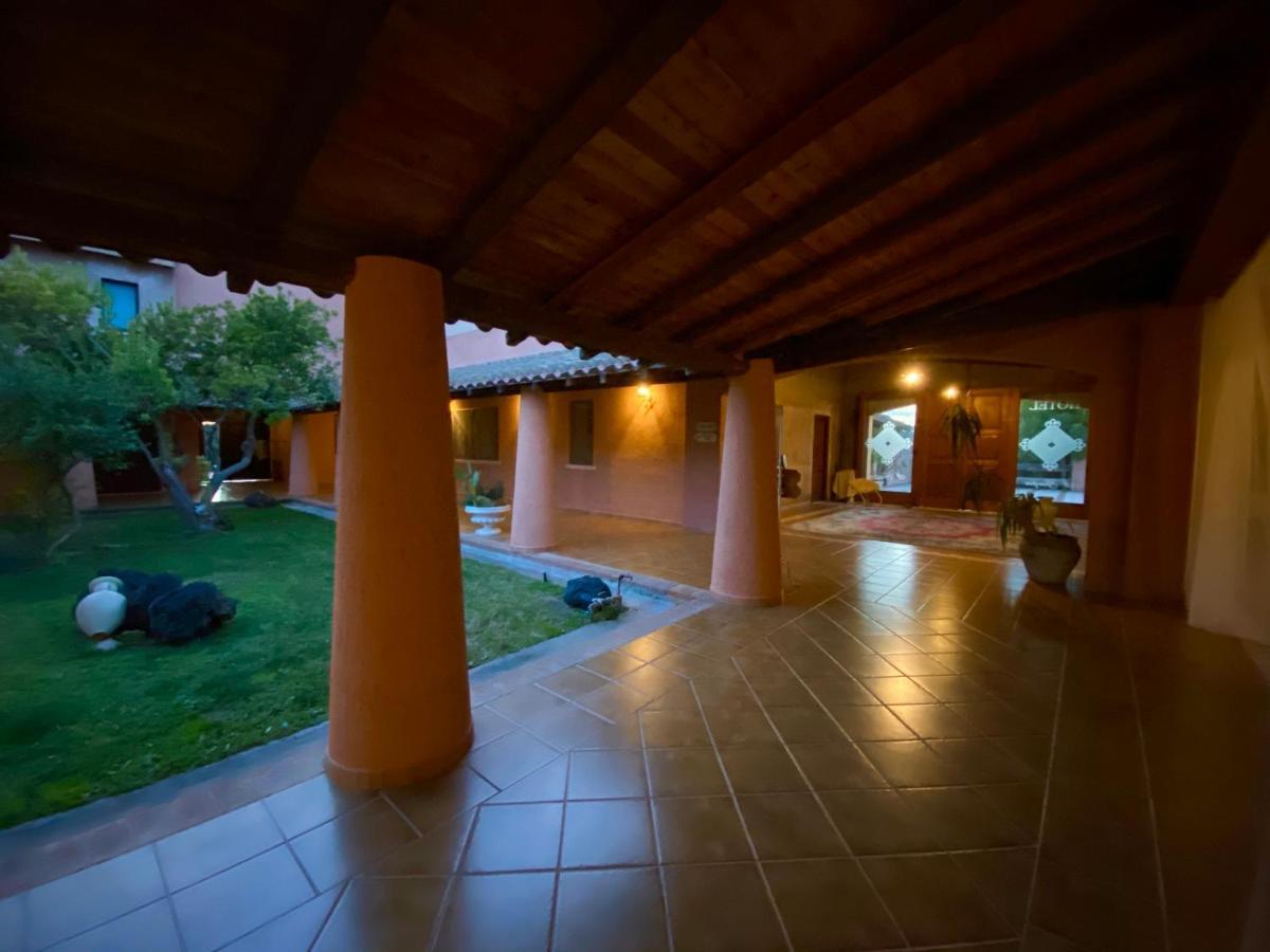 Hotel I Ginepri Quartucciu Exterior foto
